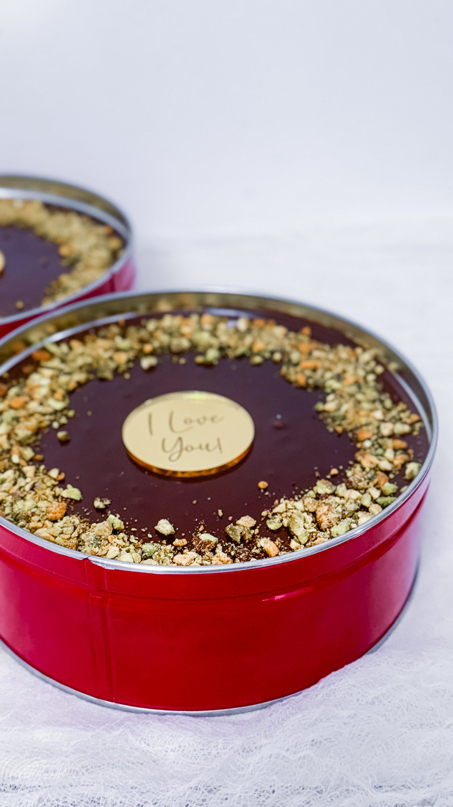 Dubai pistachio chocolate cake in can