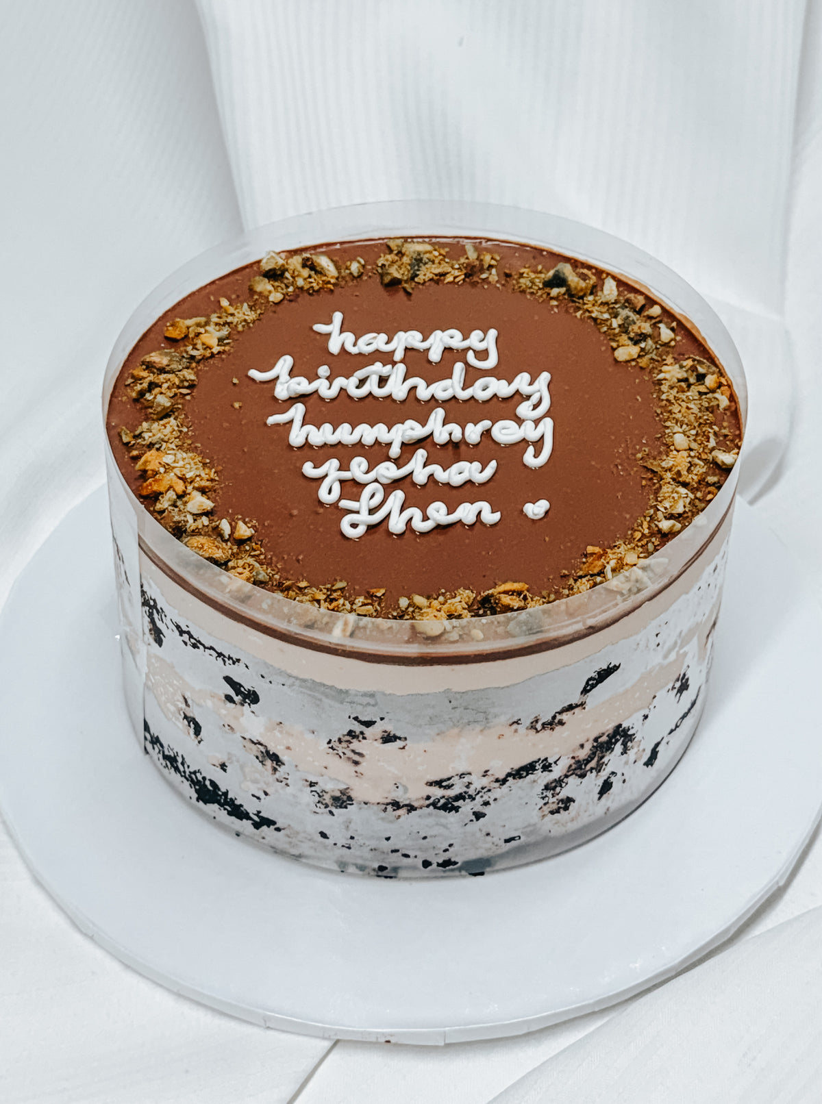 Pistachio chocolate crunch cake (Dubai inspired)
