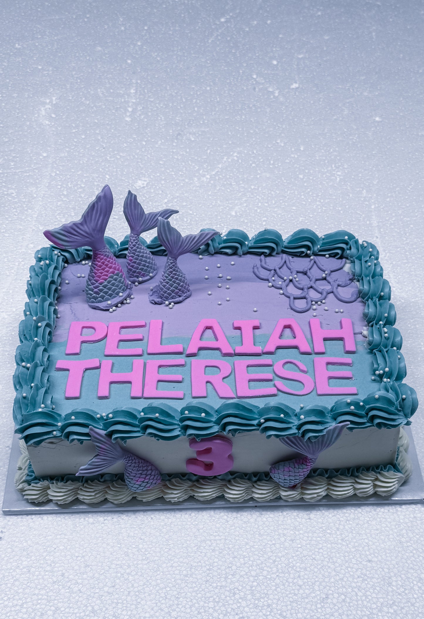 Sheet cake 9x11x3